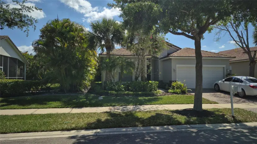 Picture of 9517 SW Flowermound Cir, Port St Lucie FL 34987