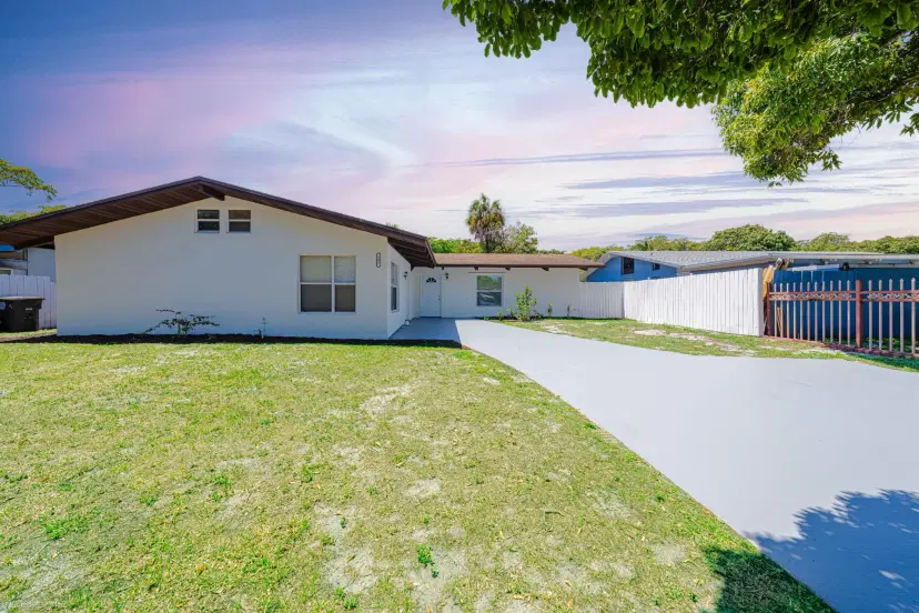 Picture of 507 Ontario Place, West Palm Beach FL 33409