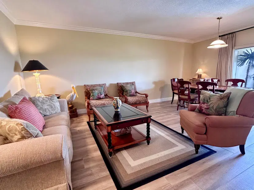 Picture of 333 SE 20Th Avenue 304, Deerfield Beach FL 33441