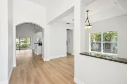 Picture of 6450 NW 110Th Ave, Parkland, FL 33076