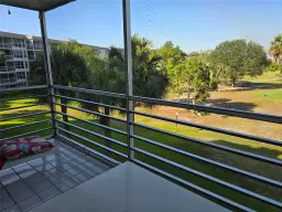 Picture of 535 Oaks 308, Pompano Beach, FL 33069
