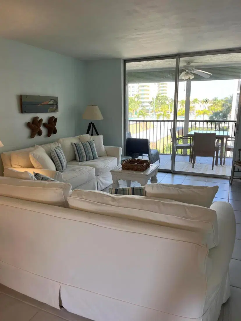 Picture of 740 E Ocean Avenue 302, Boynton Beach FL 33435