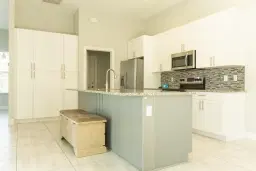 Picture of 556 SW Whitmore Drive, Port St Lucie, FL 34984