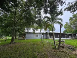 Picture of 1201 SW 85Th Way, Okeechobee, FL 34974