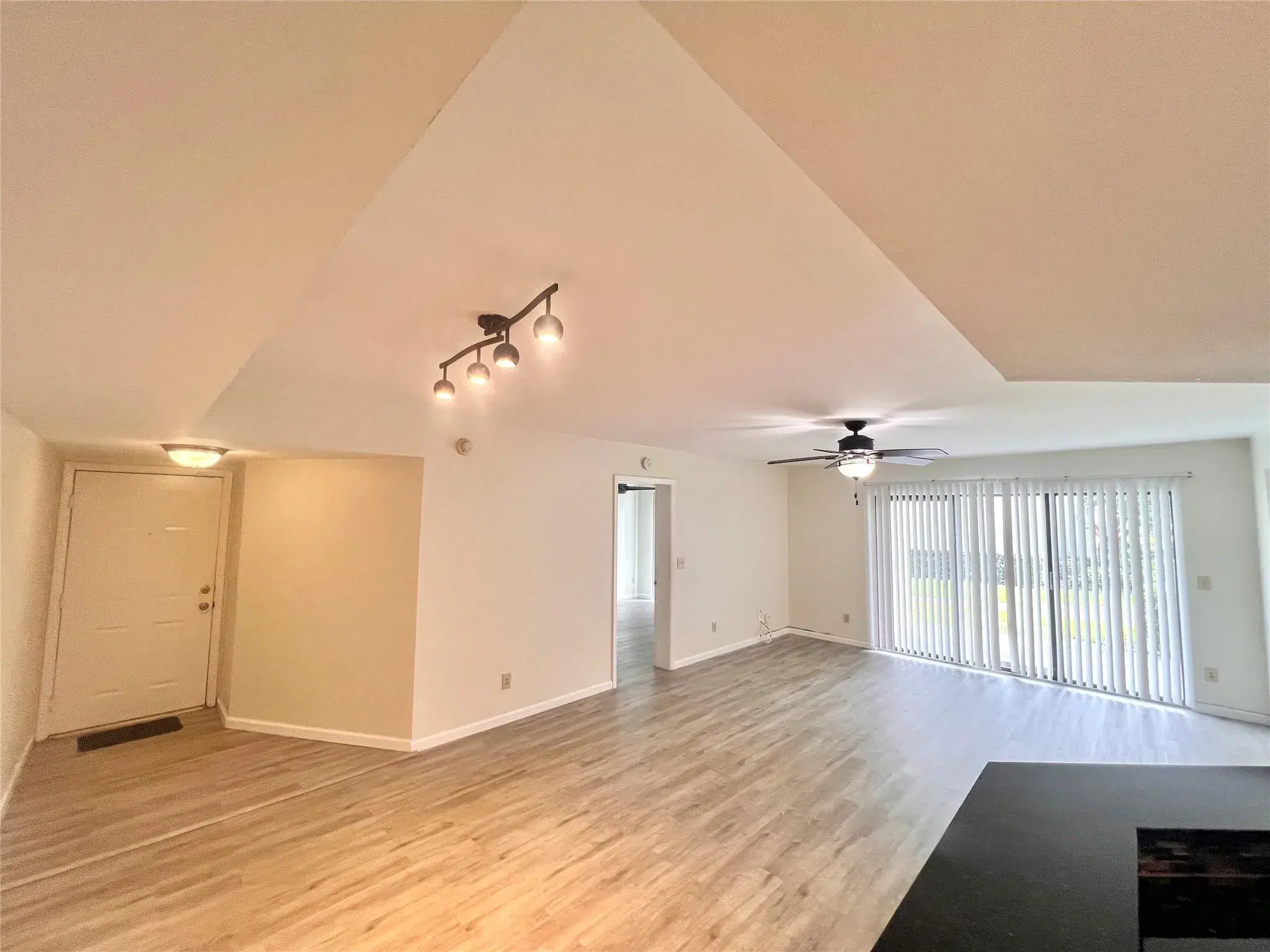Picture of 9044 W Atlantic Blvd 318, Coral Springs, FL 33071