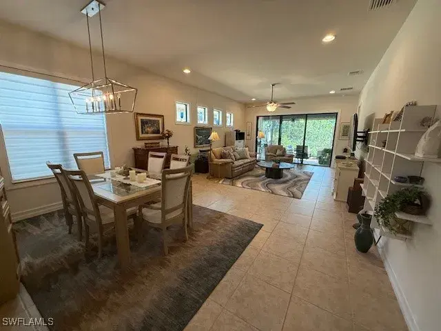 Picture of 8161 Venetian Pointe Dr, Fort Myers FL 33908