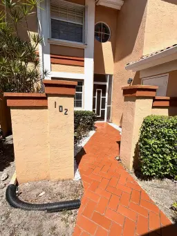 Picture of 9685 Shadybrook Drive 102, Boynton Beach, FL 33437