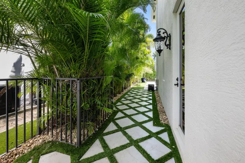 Picture of 712 NE 71St Street, Boca Raton FL 33487