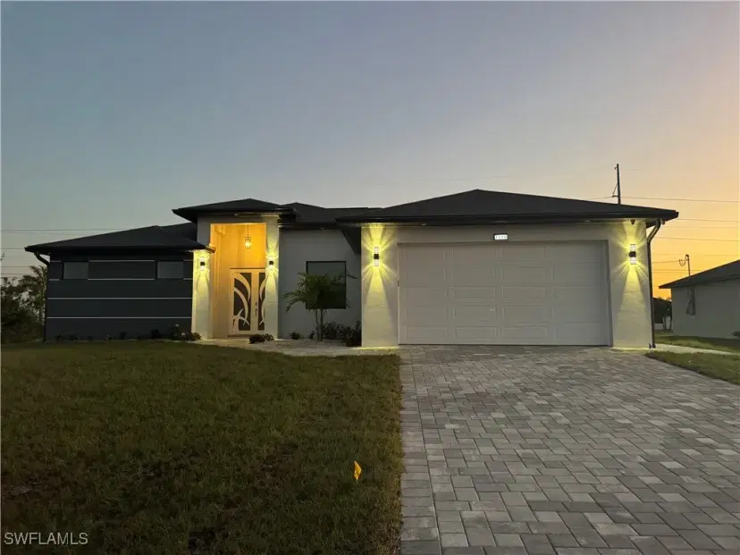 Picture of 1118 NW 8Th Ter, Cape Coral FL 33993