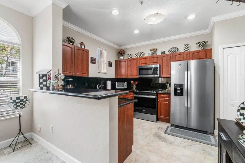 Picture of 110 Jacaranda Country Club Drive 103, Plantation FL 33324