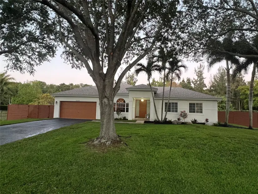 Picture of 5310 SW 199Th Ave, Pembroke Pines FL 33332