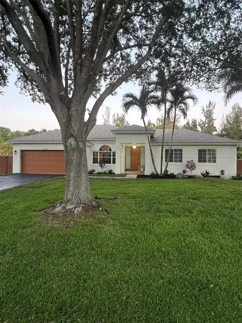 Picture of 5310 SW 199Th Ave, Pembroke Pines FL 33332