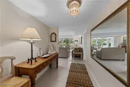 Picture of 261 Quails Nest Rd 5, Naples, FL 34112