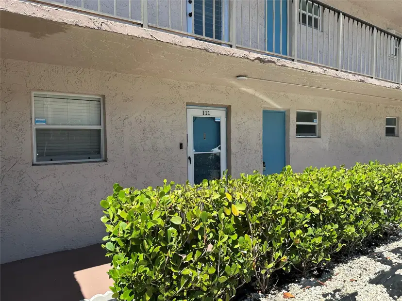 Picture of 725 Lori Drive 111, Palm Springs FL 33461
