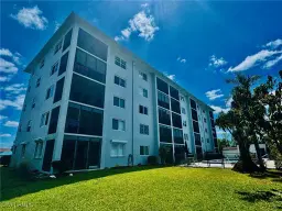Picture of 190 Pebble Beach Blvd 304, Naples, FL 34113
