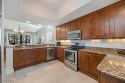 Picture of 985 Sandpiper St I-206, Naples, FL 34102