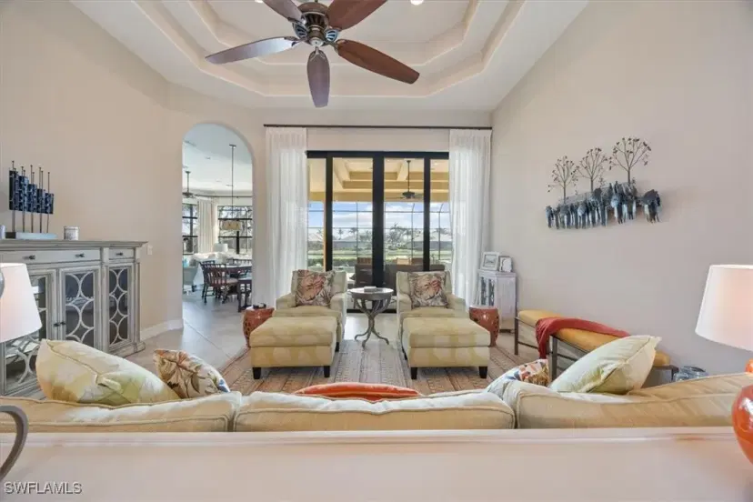 Picture of 6504 Costa Cir, Naples FL 34113