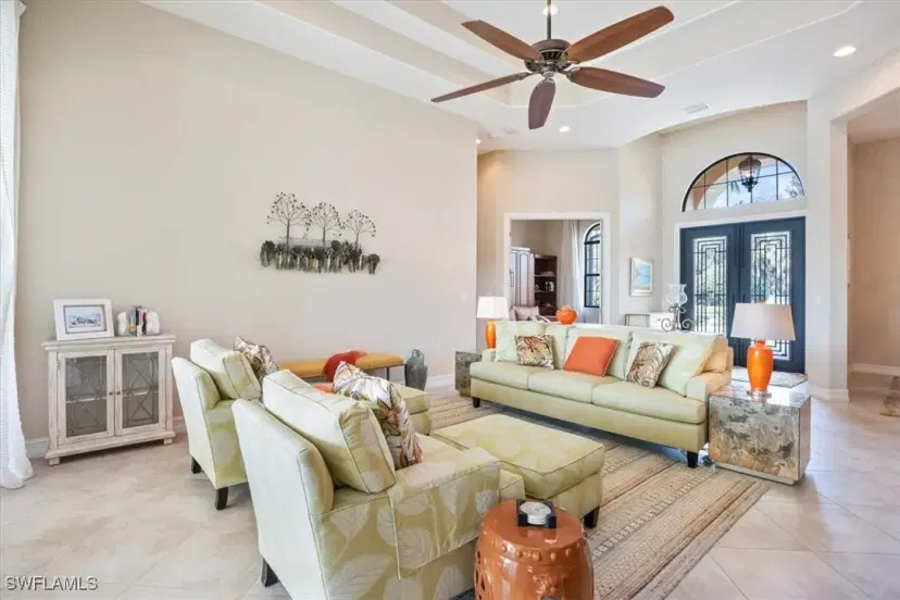 Picture of 6504 Costa Cir, Naples FL 34113