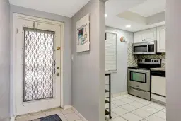 Picture of 1050 Country Club Dr 209, Margate, FL 33063