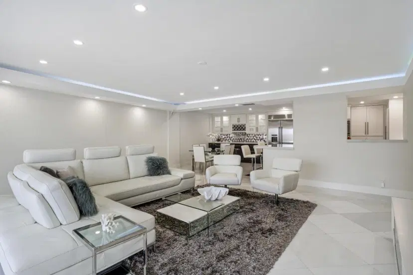 Picture of 875 E Camino Real 9B, Boca Raton FL 33432