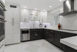 Picture of 875 E Camino Real 9B, Boca Raton, FL 33432
