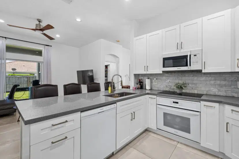 Picture of 1834 Capeside Circle, Wellington FL 33414