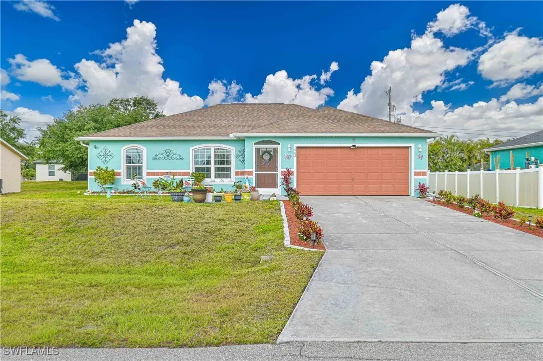 Picture of 1902 NW 2Nd Pl, Cape Coral, FL 33993