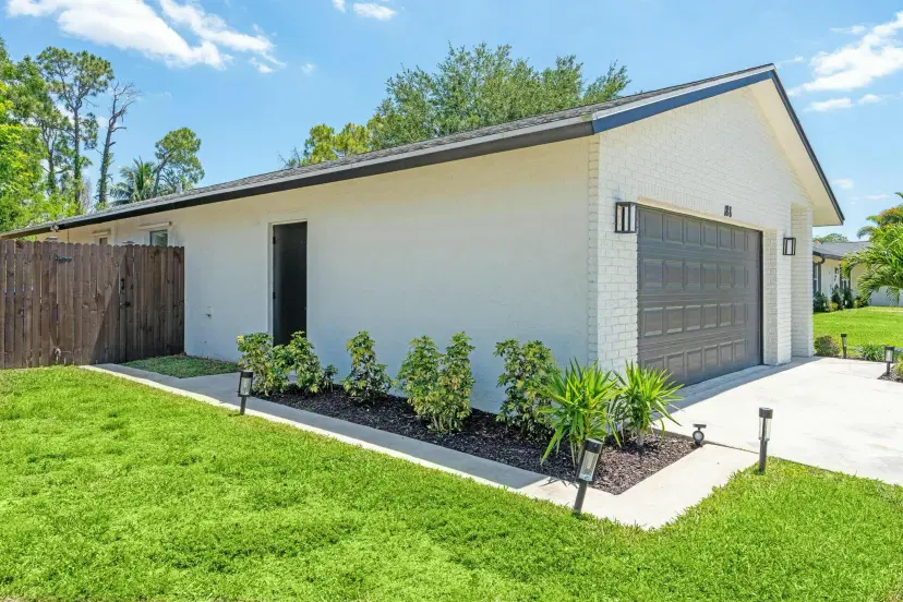 Picture of 188 Martin Circle, Royal Palm Beach FL 33411