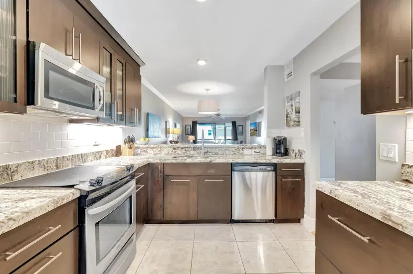 Picture of 701 Avenue L Avenue 106-A, Delray Beach FL 33483