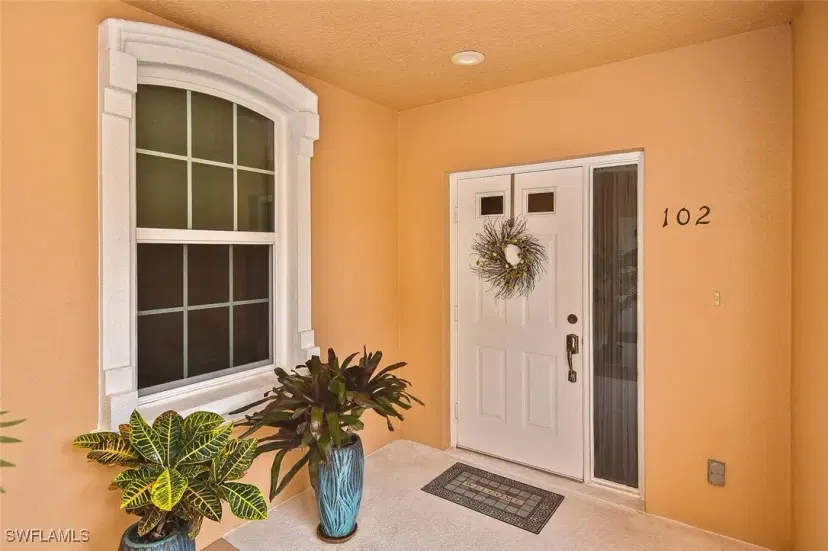 Picture of 13990 Eagle Ridge Lakes Dr 102, Fort Myers FL 33912