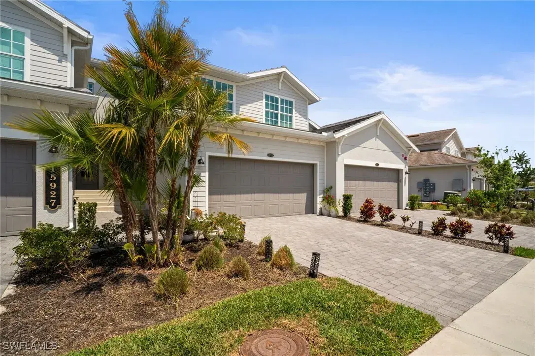Picture of 15927 Grassland Ln 4122, Punta Gorda, FL 33982