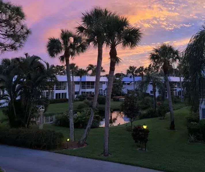 Picture of 2929 SE Ocean Boulevard M10, Stuart FL 34996