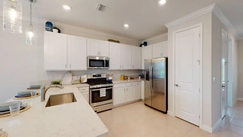 Picture of 1105 SE Crosswood Way, Port St Lucie FL 34984