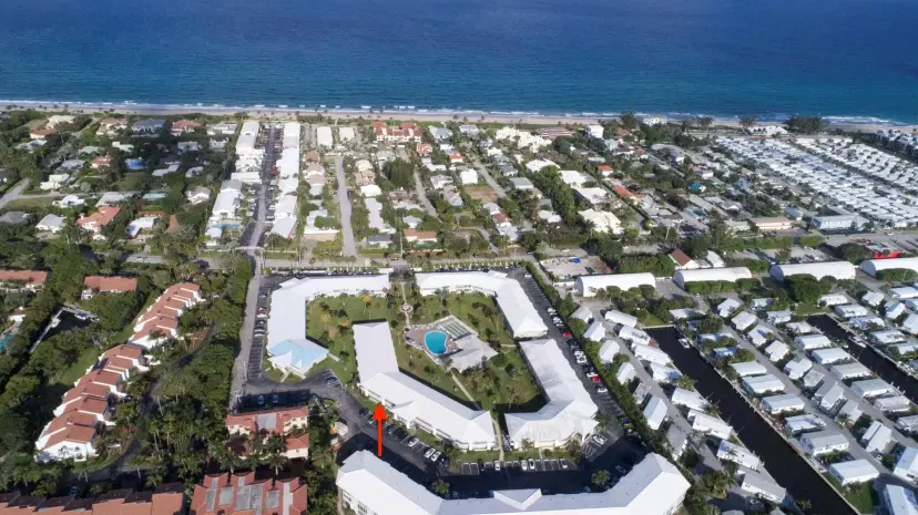 Picture of 5540 N Ocean Boulevard Nw 107, Ocean Ridge FL 33435