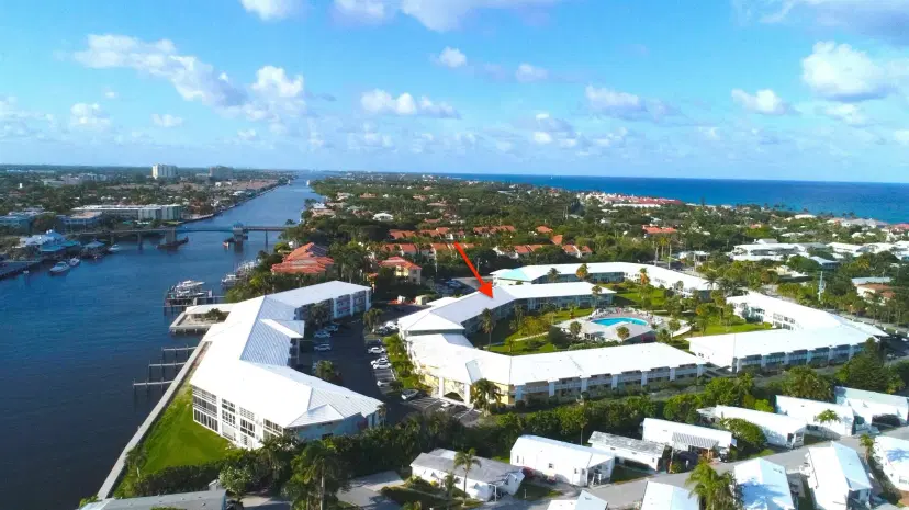 Picture of 5540 N Ocean Boulevard Nw 107, Ocean Ridge FL 33435