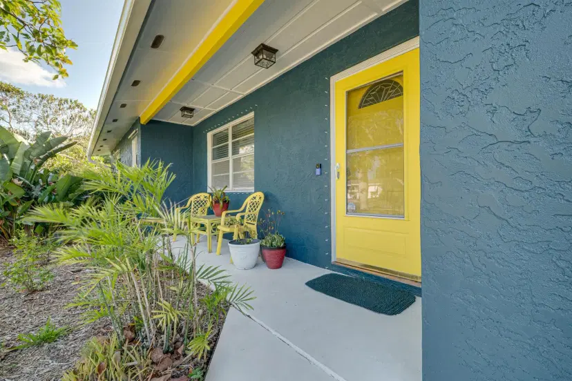 Picture of 1202 SE Madison Avenue, Stuart FL 34996