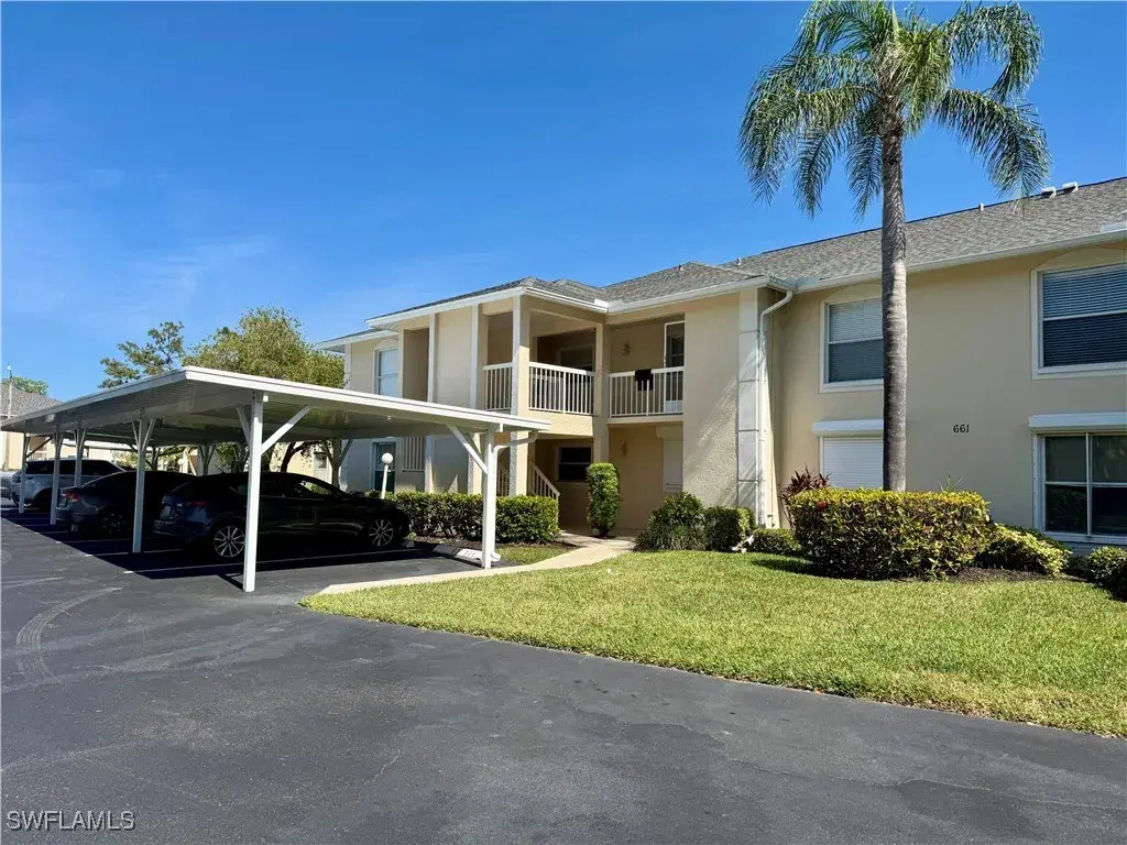 Picture of 661 Squire Cir 101, Naples, FL 34104