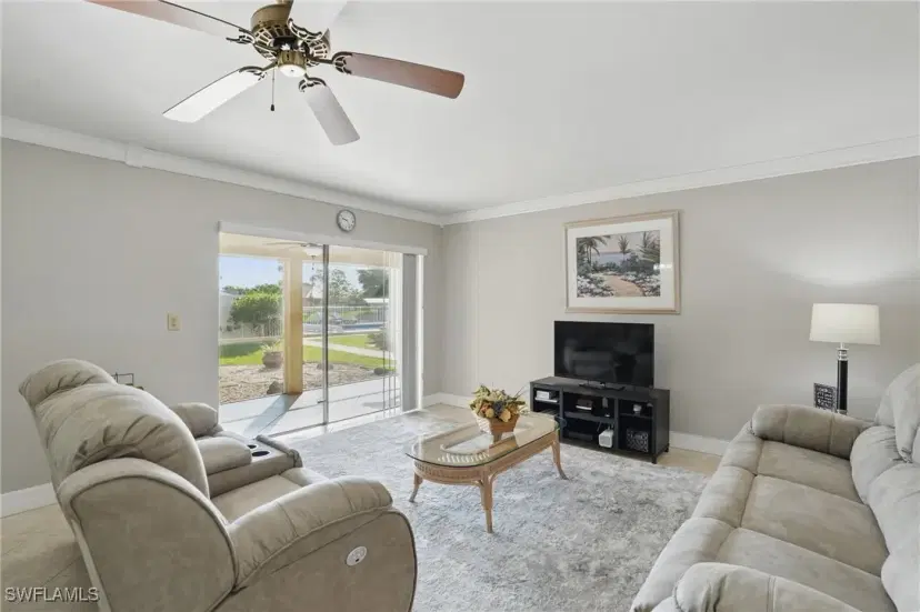 Picture of 4321 Country Club Blvd 102, Cape Coral FL 33904