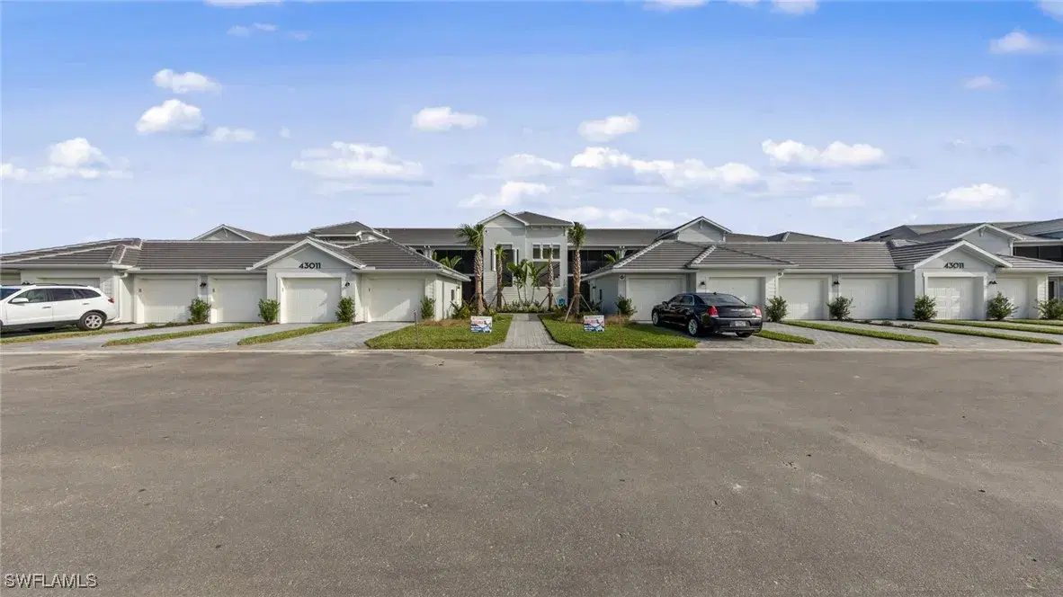 Picture of 15265 Green Acres Ave 215, Babcock Ranch, FL 33982