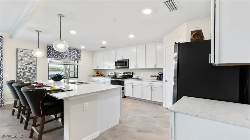 Picture of 15176 Bluffton Ln 1721, Babcock Ranch FL 33982