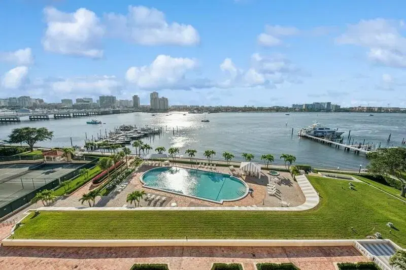 Picture of 150 Bradley Place 605, Palm Beach, FL 33480