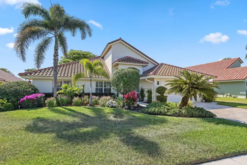 Picture of 6007 Golf Villas Drive, Boynton Beach FL 33437