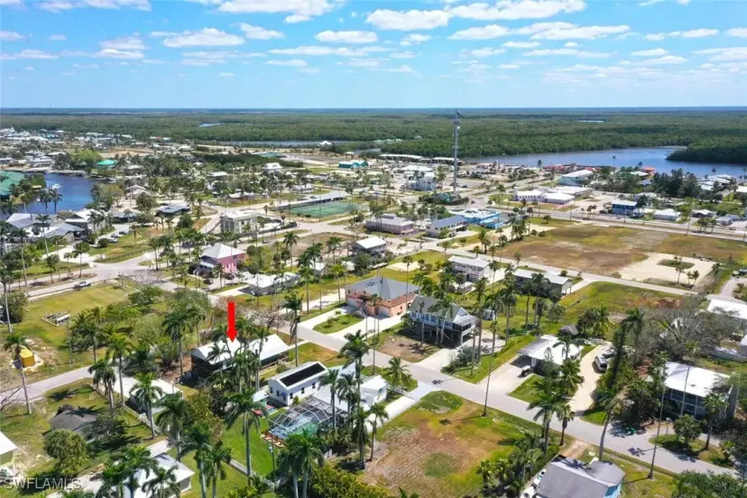 Picture of 202 Allen Ave, Everglades City FL 34139
