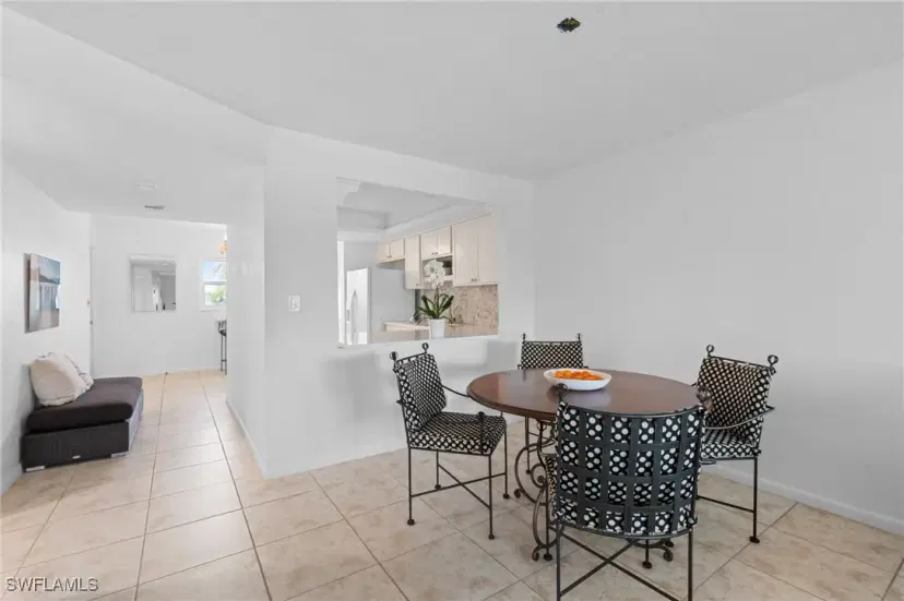 Picture of 354 Charlemagne Blvd E204, Naples FL 34112