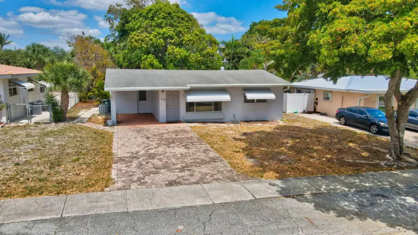 Picture of 381 SW 2Nd Street, Boca Raton FL 33432