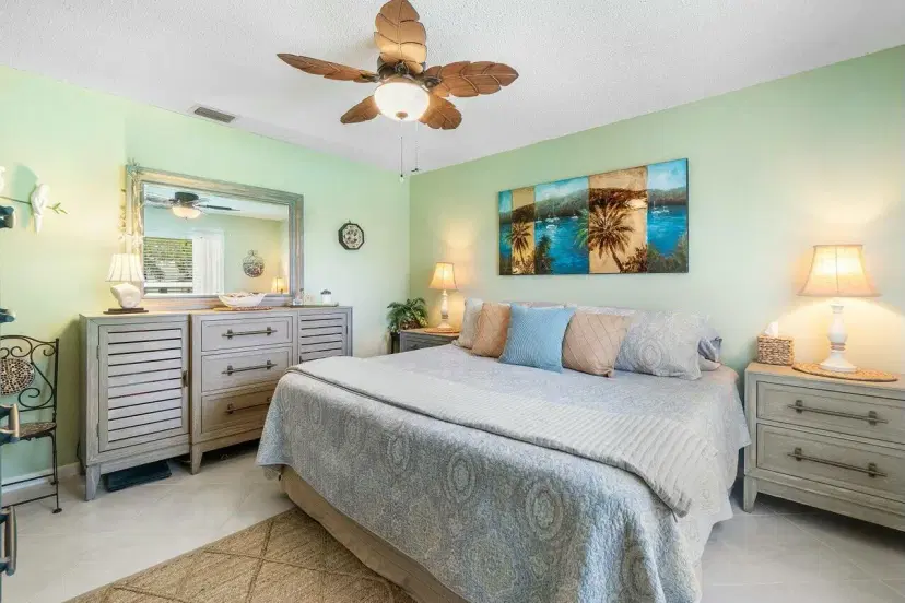 Picture of 121 Deerfield Drive, Jupiter FL 33458