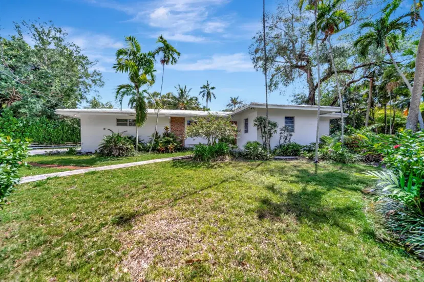 Picture of 1601 Brickell Dr, Fort Lauderdale FL 33301