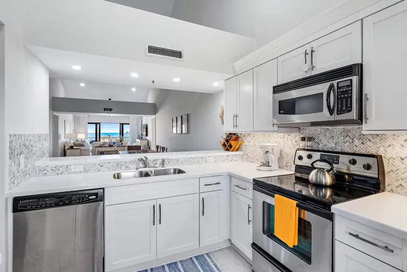 Picture of 401 Ocean Bluffs Boulevard 503, Jupiter FL 33477