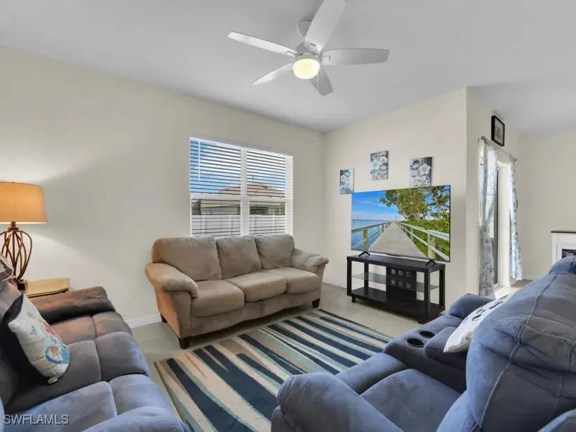Picture of 328 SW 24Th Pl, Cape Coral FL 33991