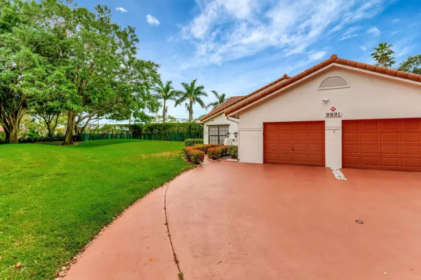 Picture of 9891 Pavarotti Terrace 101, Boynton Beach FL 33437